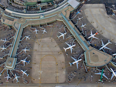 ‘A terrible decision’: PM Carney set to open Canada’s four largest airports to private investment