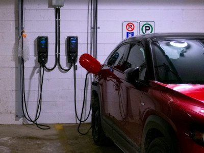 Canadians cautiously optimistic with Carney’s EV plan: rebates make a comeback