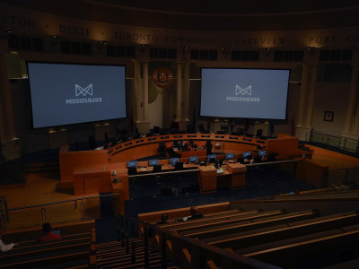 The lights might have to be dimmed on Mississauga’s 2025 budget process as City waits for PCs to download regional services