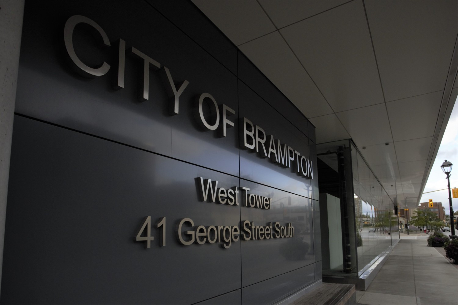 $10 for a latte; $3K for flight to Portugal; a 60% Uber tip; $800-a-night hotel stays: Brampton taxpayers covering lavish City Hall travel