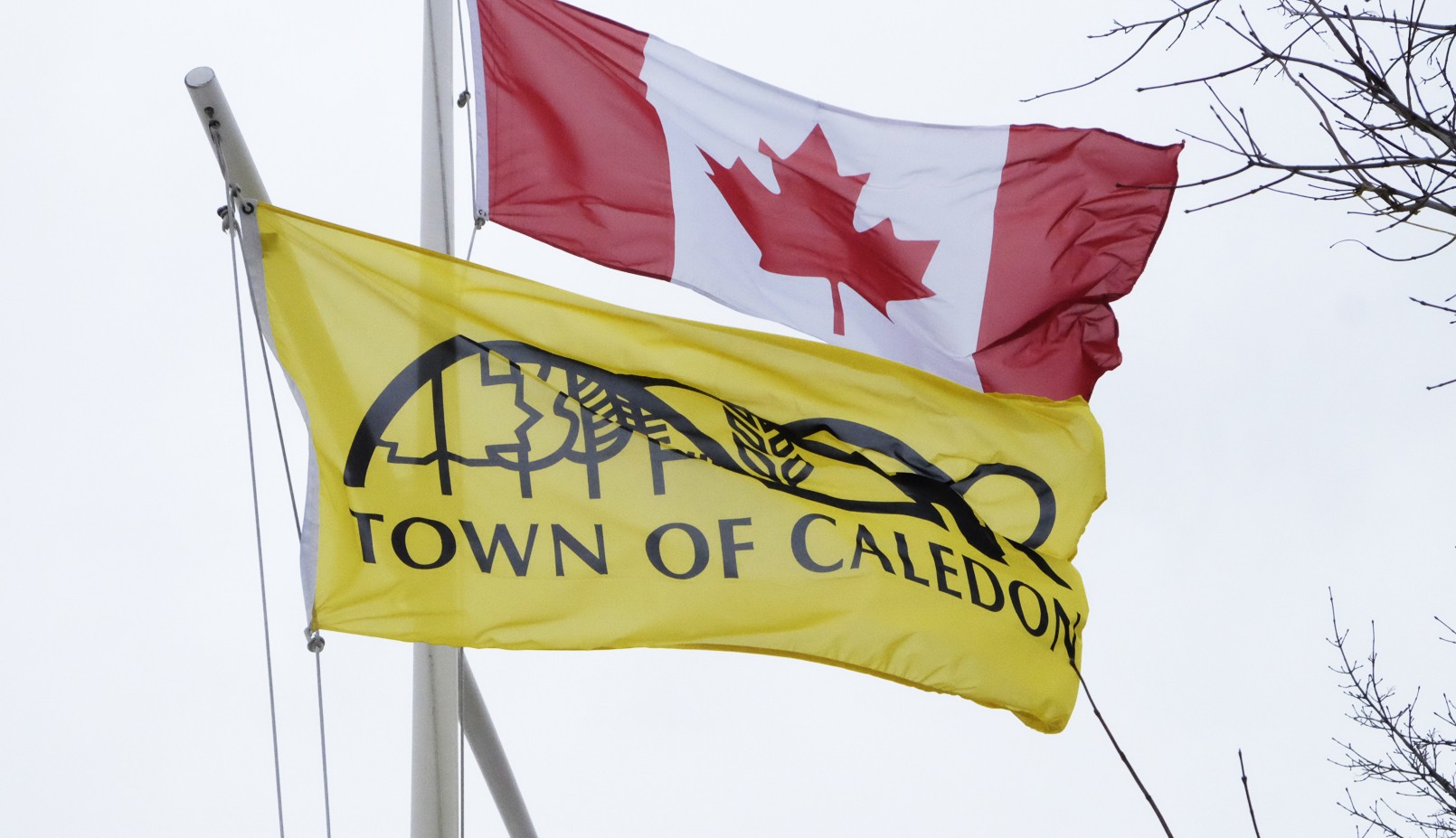 Angry Caledon councillors take drastic measures to wrestle planning control from Peel Region