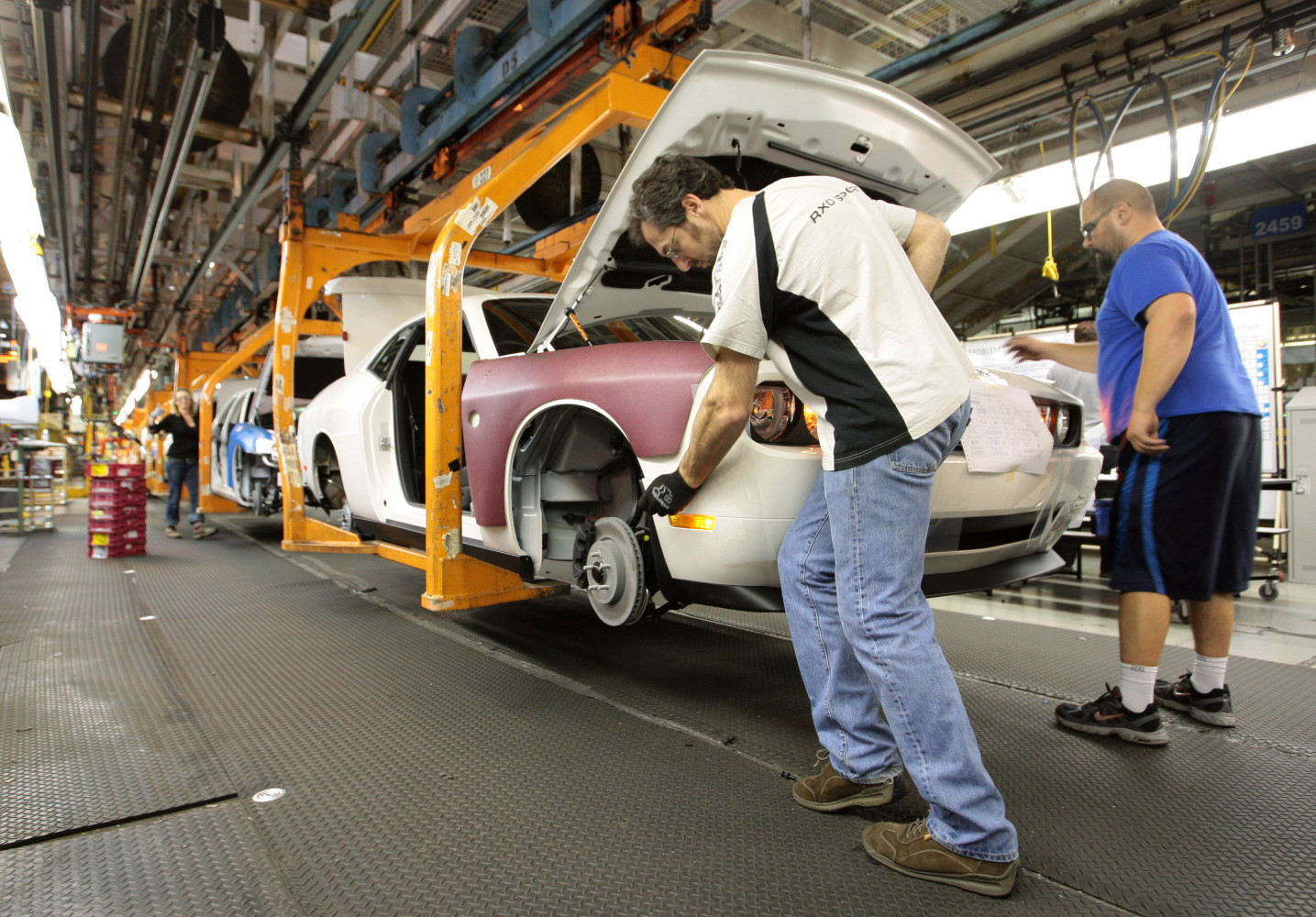 Brampton Stellantis plant remains shuttered amid mounting fears of shift to US