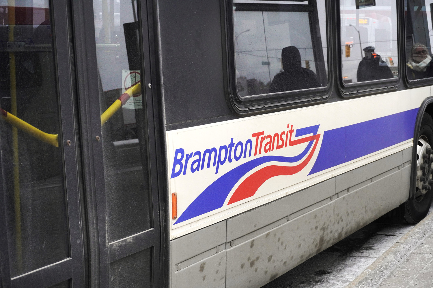 Brampton Transit’s bumpy ride: falling ridership, service reductions and revenue shortfalls. Riders & candidates weigh in