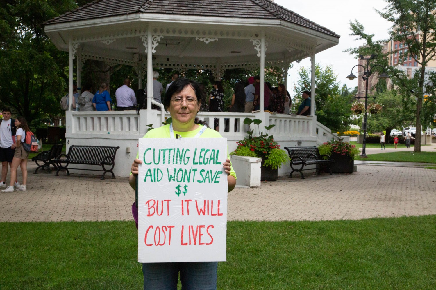 Bramptonians gather to protest province’s cuts to legal aid