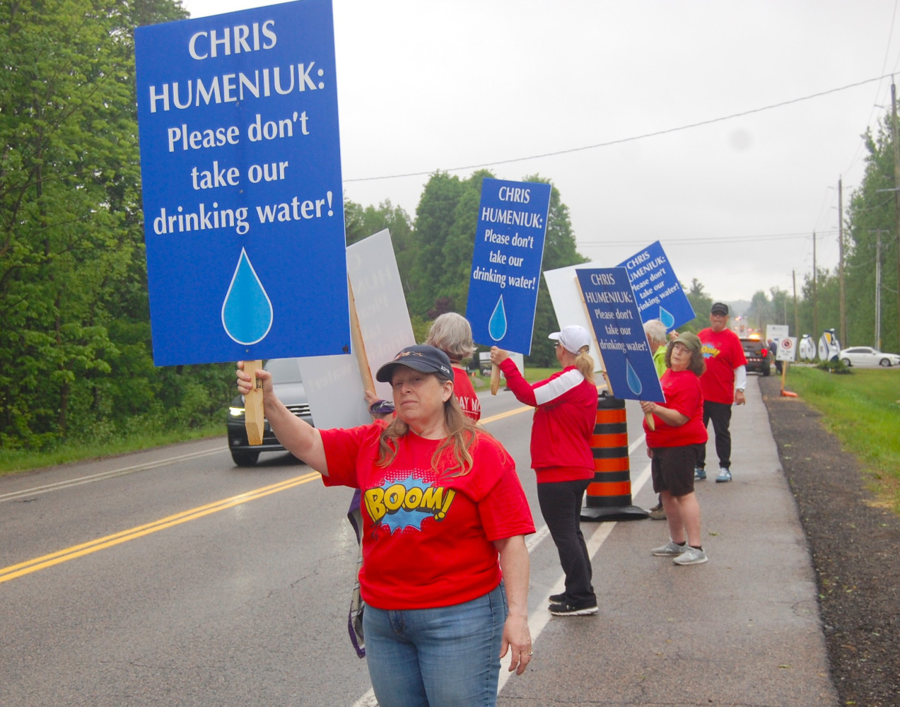 Caledon residents rally at Osprey Valley during Canadian Open to protest mega quarry linked to golf course owner