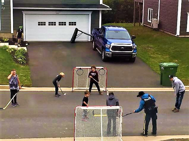 Kids vs Cars. In Mississauga, growth makes it difficult for a favourite pastime—street hockey; a rookie councillor wants to change that 