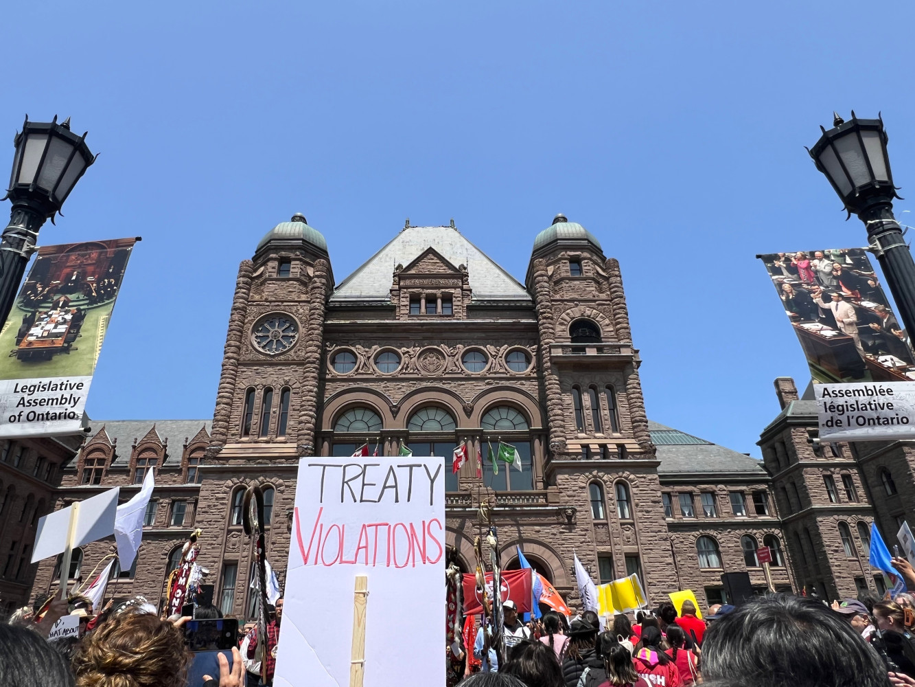 Legal experts gear up to challenge Bill 5 as First Nations pledge to ‘close Ontario’s economy’