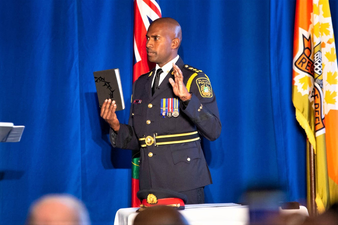 New police chief sworn in, welcomes Liberal pledge to help fight gang violence