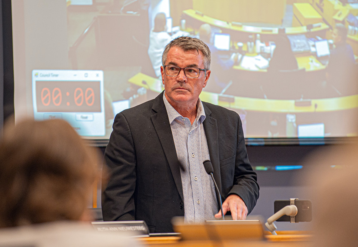 Niagara Falls Councillor Mike Strange faces April trial after being charged with intimate partner violence