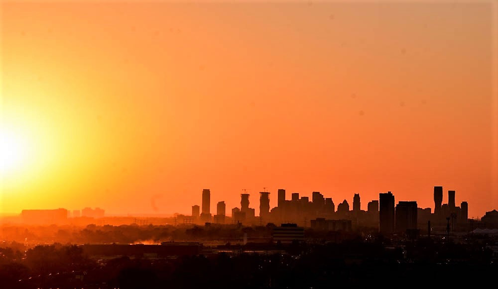 Scorching summers test Ontario’s electricity grid; nuclear gets a boost while green energy lags behind